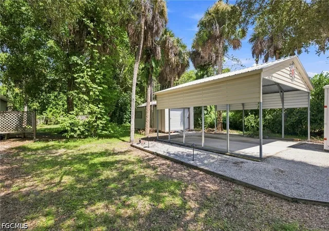 Photo 3 of Single family home for sale at 215 Granada Blvd, Fort Myers, FL 33905 | MLS# 2026037294 | Listing updated on 2026-09-19