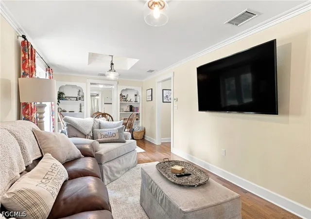 Photo 4 of Single family home for sale at 215 Granada Blvd, Fort Myers, FL 33905 | MLS# 2026037294 | Listing updated on 2026-09-19
