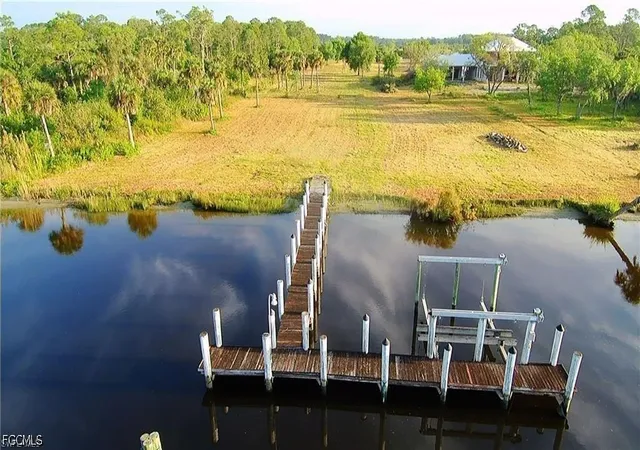 Photo 1 of Sale Pending at 13746 Duke Hwy, Alva, FL 33920 | MLS# 2026037301 | Listing updated on 2026-09-16