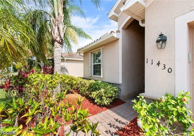 Photo 3 of Single family home for sale at 11430 Icarus Cir, Lehigh Acres, FL 33971 | MLS# 2026037306 | Listing updated on 2026-09-12