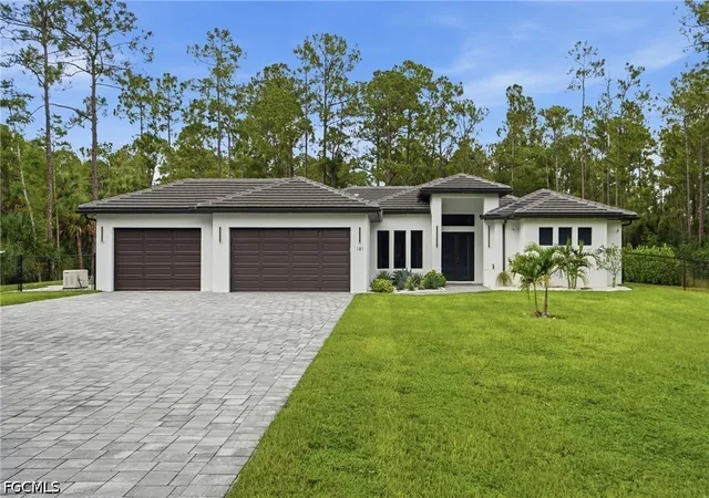 Photo 1 of Single family home for sale at 181 18th Avenue Nw, Naples, FL 34120 | MLS# 2026037309 | Listing updated on 2026-09-08