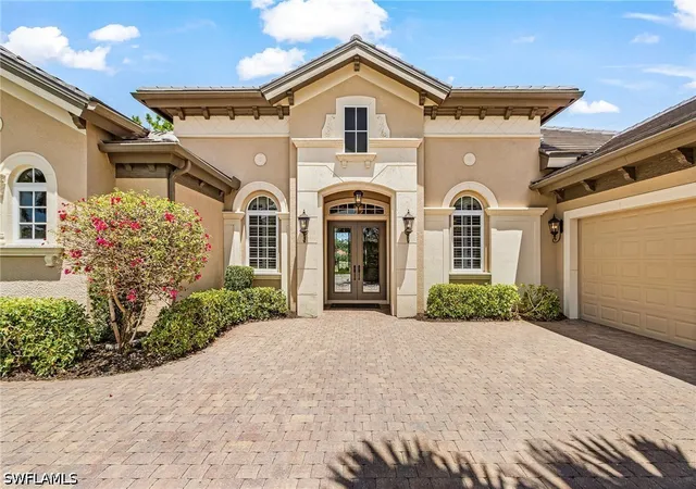 Photo 3 of Sale Pending at 9006 Shenendoah Cir, Naples, FL 34113 | MLS# 226031835 | Listing updated on 2026-09-06