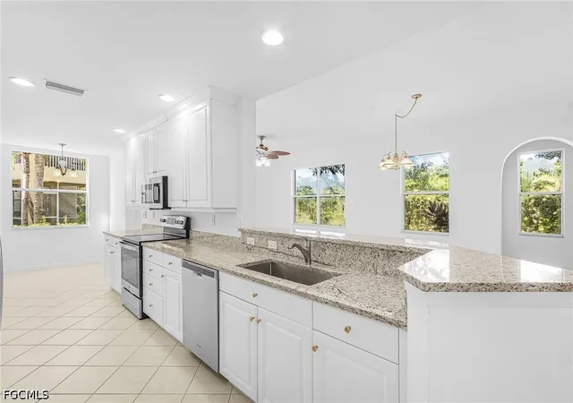 Listing Photo 3 - Condo for sale in building located at 4209 Liron Ave, Fort Myers, FL 33916 - Unit #101