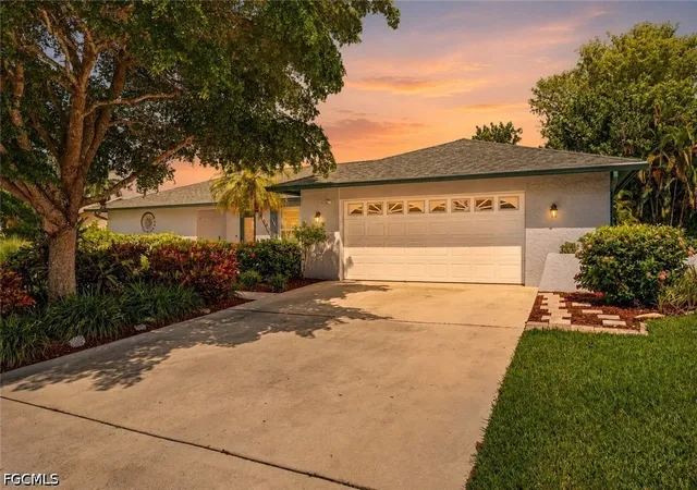 Photo 1 of Single family home for sale at 5720 Grillet Pl, Fort Myers, FL 33919 | MLS# 2026037351 | Listing updated on 2026-10-27