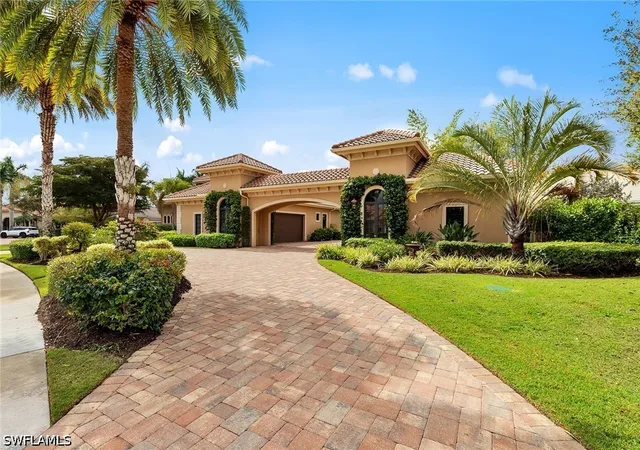 Photo 3 of Single family home for sale at 6081 Tamworth Ct, Naples, FL 34119 | MLS# 226031847 | Listing updated on 2026-09-13