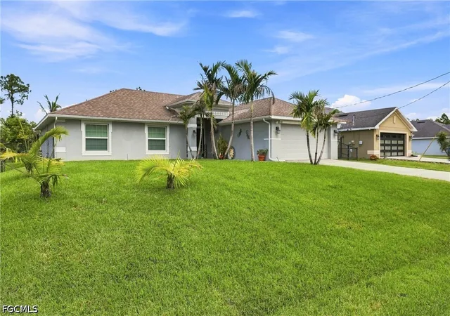 Photo 1 of Single family home for sale at 192 Townsend Ct, Lehigh Acres, FL 33972 | MLS# 2026037366 | Listing updated on 2026-09-12