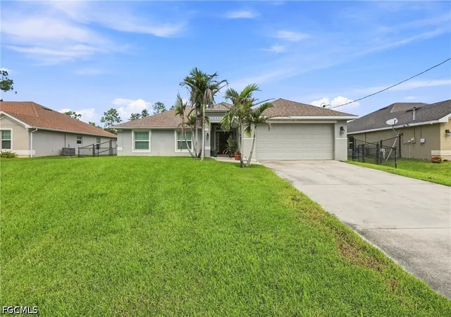 Photo 2 of Single family home for sale at 192 Townsend Ct, Lehigh Acres, FL 33972 | MLS# 2026037366 | Listing updated on 2026-09-12