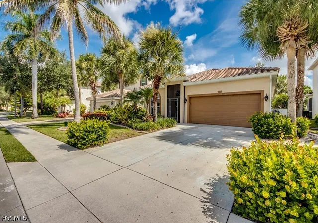 Photo 1 of Single family home for sale at 2569 Keystone Lake Dr, Cape Coral, FL 33909 | MLS# 2026037372 | Listing updated on 2026-09-03