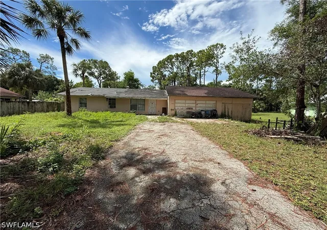 Photo 1 of Sale Pending at 28051 Oak Ln, Bonita Springs, FL 34135 | MLS# 226031898 | Listing updated on 2026-09-08