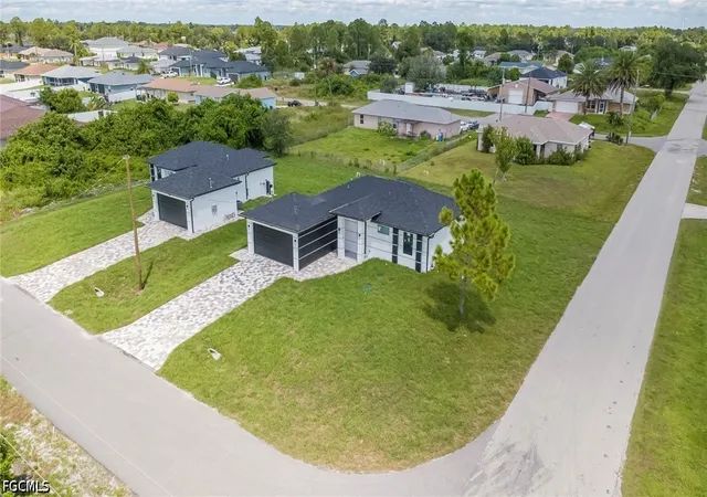 Photo 2 of Single family home for sale at 2700 11th Street Sw, Lehigh Acres, FL 33976 | MLS# 2026037387 | Listing updated on 2026-09-03