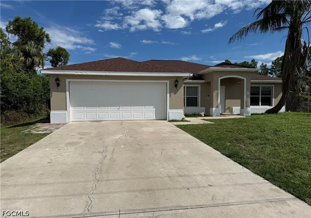 Photo 1 of Single family home for sale at 2712 25th Street W, Lehigh Acres, FL 33971 | MLS# 2026037418 | Listing updated on 2026-09-10