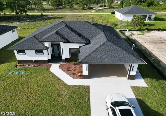 Photo 3 of Single family home for sale at 1216 Delores St E, Lehigh Acres, FL 33974 | MLS# 2026037427 | Listing updated on 2026-09-15