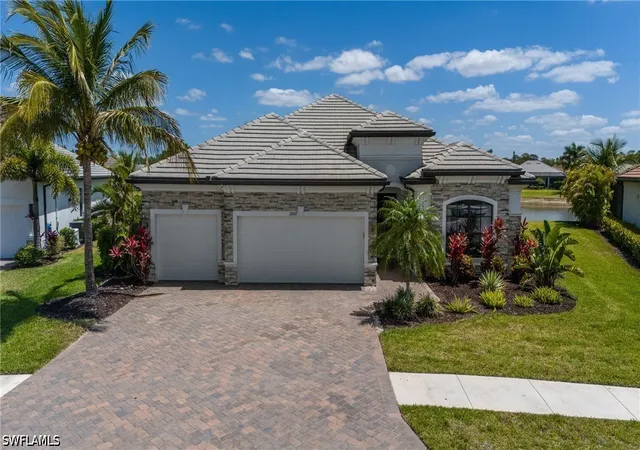 Photo 2 of Single family home for sale at 2067 Antigua Ln, Naples, FL 34120 | MLS# 226031748 | Listing updated on 2026-09-03