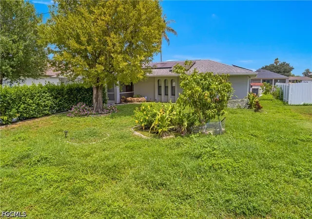 Photo 3 of Single family home for sale at 1121 Ne 11th Terrace, Cape Coral, FL 33909 | MLS# 2026037451 | Listing updated on 2026-09-15