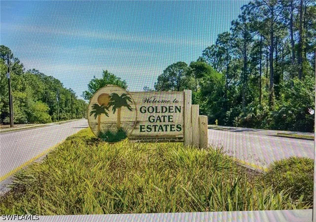 Photo 2 of Sale Pending at 70 Avenue Ne, Naples, FL 34120 | MLS# 226031964 | Listing updated on 2026-09-14