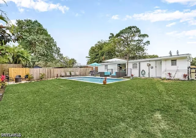 Photo 3 of Single family home for sale at 1303 Delmar Ln, Naples, FL 34104 | MLS# 226031972 | Listing updated on 2026-09-08