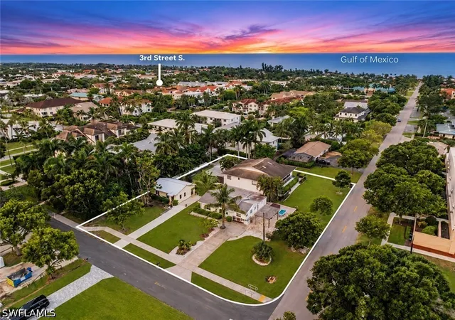 Photo 1 of Multi family home for sale at 560 9th Avenue S, Naples, FL 34102 | MLS# 226031870 | Listing updated on 2026-10-15