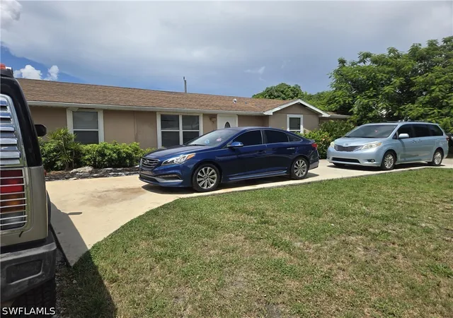 Photo 1 of Single family home for sale at 2201 46th Street Sw, Naples, FL 34116 | MLS# 226031938 | Listing updated on 2026-09-04