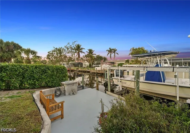 Photo 4 of Single family home for sale at 5316 Coronado Pkwy, Cape Coral, FL 33904 | MLS# 2026037497 | Listing updated on 2026-09-05