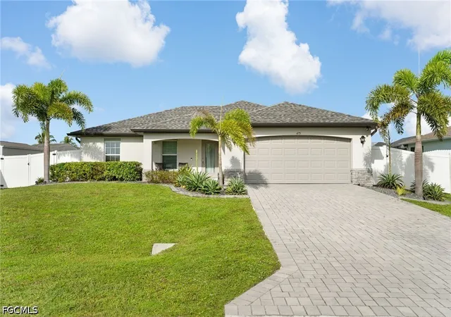 Photo 1 of Single family home for sale at 475 Ne 3rd Place, Cape Coral, FL 33909 | MLS# 2026037502 | Listing updated on 2026-09-05