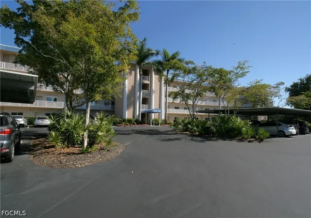 Photo 3 of Condo for sale at 14931 Park Lake Dr #303, Fort Myers, FL 33919 | MLS# 2026037518 | Listing updated on 2026-09-08