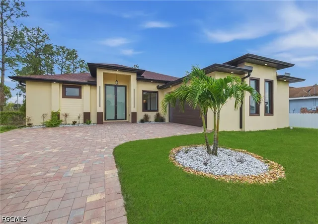 Photo 2 of Single family home for sale at 2809 7th Street SW, Lehigh Acres, FL 33976 | MLS# 2026037523 | Listing updated on 2026-09-10