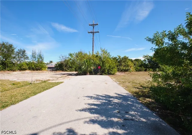 Photo 4 of Land for sale at 201 SW 40th Street, Cape Coral, FL 33914 | MLS# 2026037547 | Listing updated on 2026-09-18