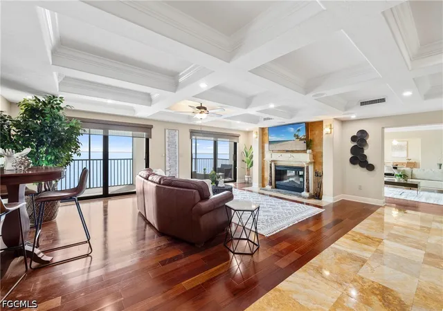 Listing Photo 3 - Condo for sale in building located at 1920 Virginia Ave, Fort Myers, FL 33901 - Unit #902