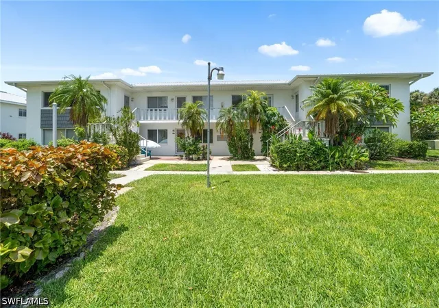 Photo 2 of Condo for sale at 431 Van Buren St #D3, Fort Myers, FL 33916 | MLS# 226032093 | Listing updated on 2026-09-04