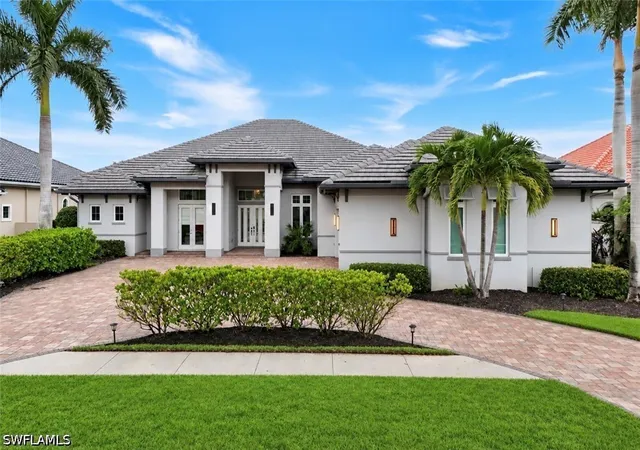 Photo 1 of Single family home for sale at 11907 Hedgestone Ct, Naples, FL 34120 | MLS# 226031980 | Listing updated on 2026-09-14