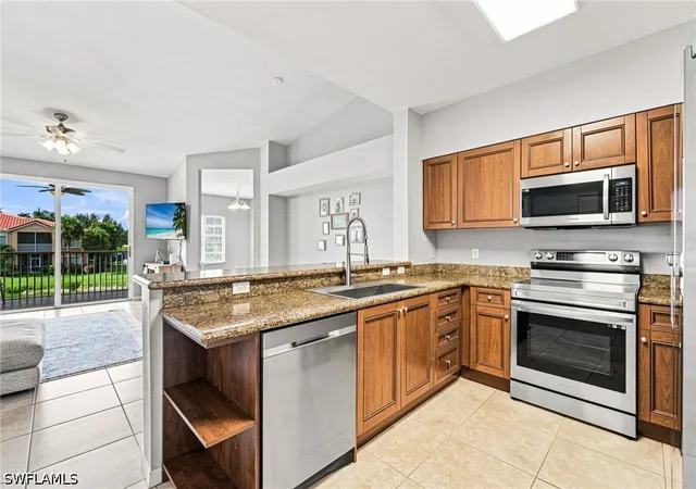 Listing Photo 5 - Condo for sale in building located at 20131 Estero Gdns Cir, Estero, FL 33928 - Unit #207