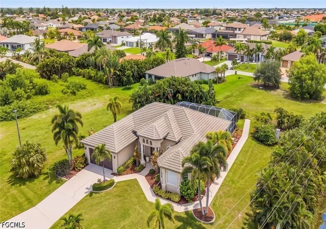 Photo 3 of Sale Pending at 3201 SW 4th Lane, Cape Coral, FL 33991 | MLS# 2026037614 | Listing updated on 2026-09-10