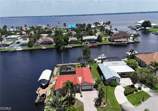 Photo 4 of Single family home for sale at 1957 SE 36th Street, Cape Coral, FL 33904 | MLS# 2026037620 | Listing updated on 2026-09-05