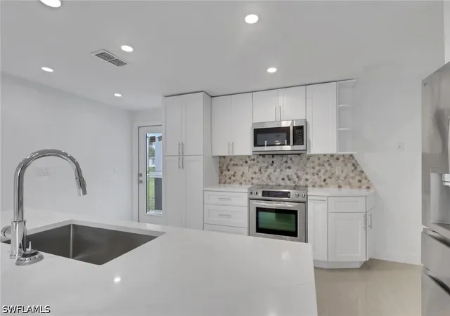 Photo 4 of Single family home for sale at 2181 52nd Lane SW, Naples, FL 34116 | MLS# 226031564 | Listing updated on 2026-09-05