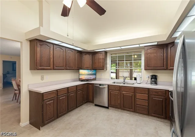 Photo 3 of Townhouse for sale at 7086 W Brandywine Cir, Fort Myers, FL 33919 | MLS# 2026037632 | Listing updated on 2026-09-10