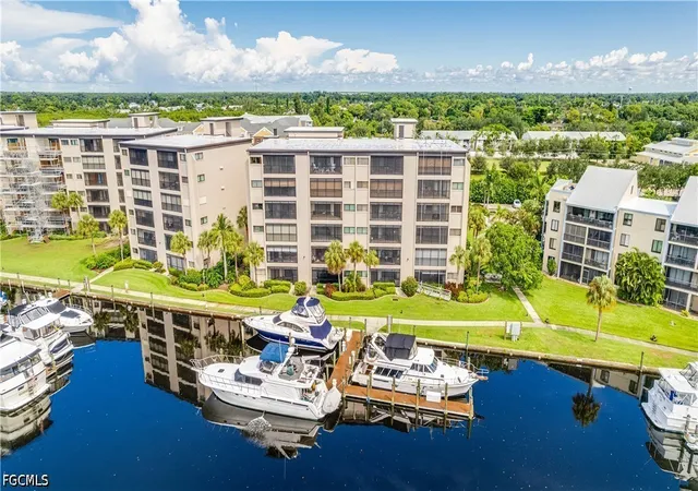 Listing Photo 2 - Condo for sale in building located at 3458 Hancock Brg Pkwy, North Fort Myers, FL 33903 - Unit #131