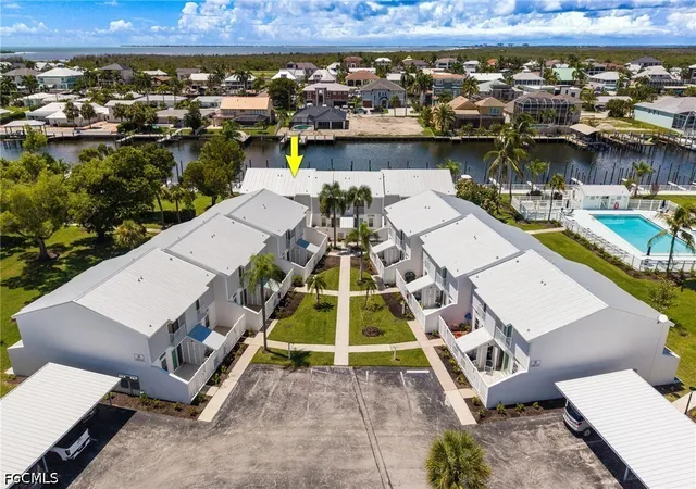 Photo 3 of Townhouse for sale at 18032 San Carlos Blvd #99, Fort Myers Beach, FL 33931 | MLS# 2026037666 | Listing updated on 2026-09-26