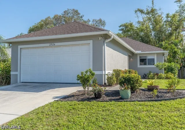 Photo 2 of Single family home for sale at 2524 Lee St, Naples, FL 34112 | MLS# 226031627 | Listing updated on 2026-09-14