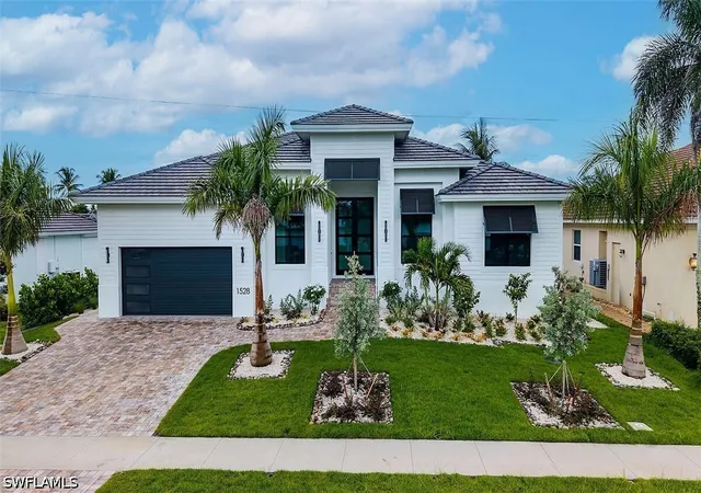 Photo 1 of Single family home for sale at 1528 Kingston Ct N, Marco Island, FL 34145 | MLS# 226032177 | Listing updated on 2026-09-09