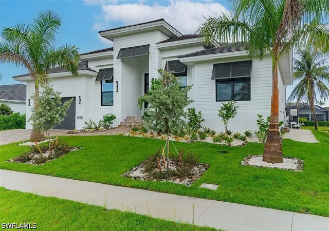 Photo 3 of Single family home for sale at 1528 Kingston Ct N, Marco Island, FL 34145 | MLS# 226032177 | Listing updated on 2026-09-09