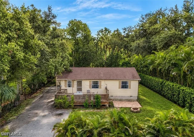 Photo 3 of Single family home for sale at 28431 Windsor Rd, Bonita Springs, FL 34134 | MLS# 226031536 | Listing updated on 2026-09-13