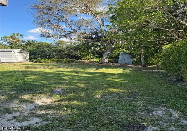 Photo 14 of Single family home for sale at 698 Muscogee Dr, North Fort Myers, FL 33903 | MLS# 2026037686 | Listing updated on 2026-09-06