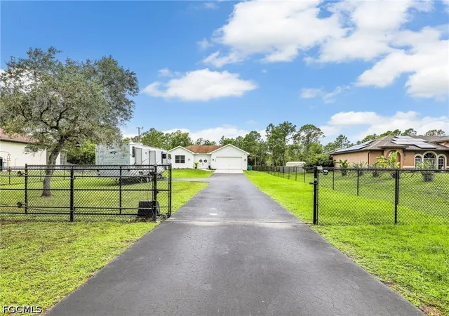 Photo 4 of Single family home for sale at 3720 43rd Avenue NE, Naples, FL 34120 | MLS# 2026037717 | Listing updated on 2026-09-10