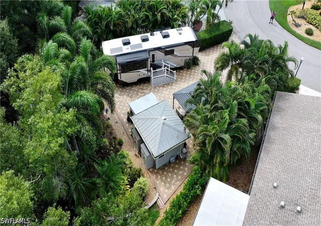 Photo 3 of Sale Pending at 5651 Maplewood Ct, Fort Myers, FL 33905 | MLS# 226031659 | Listing updated on 2026-09-13