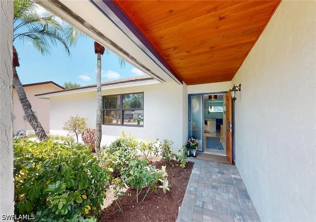 Photo 1 of Single family home for sale at 4517 Parrot Ave, Naples, FL 34104 | MLS# 226032224 | Listing updated on 2026-09-16