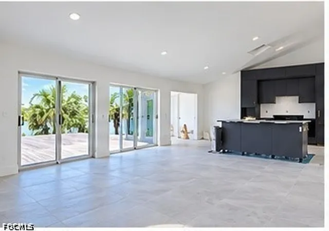 Photo 4 of Single family home for sale at 497 Lake Murex Cir, Sanibel, FL 33957 | MLS# 2026037742 | Listing updated on 2026-09-07