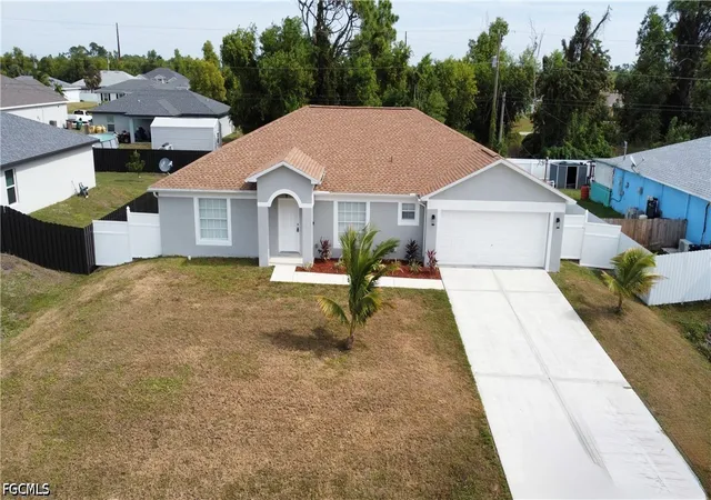 Photo 1 of Single family home for sale at 3025 Ne 6th Place, Cape Coral, FL 33909 | MLS# 2026037751 | Listing updated on 2026-09-07