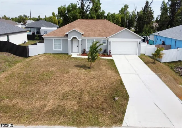 Photo 3 of Single family home for sale at 3025 NE 6th Place, Cape Coral, FL 33909 | MLS# 2026037751 | Listing updated on 2026-09-07