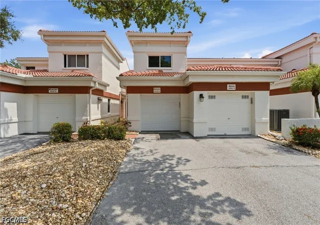 Photo 3 of Condo for sale at 13191 Oakmont Dr #4, Fort Myers, FL 33907 | MLS# 2026037760 | Listing updated on 2026-09-12