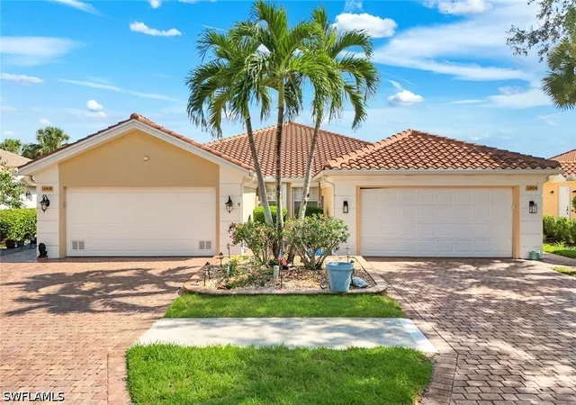 Photo 2 of Townhouse for sale at 5808 Drummond Way, Naples, FL 34119 | MLS# 226031670 | Listing updated on 2026-09-10